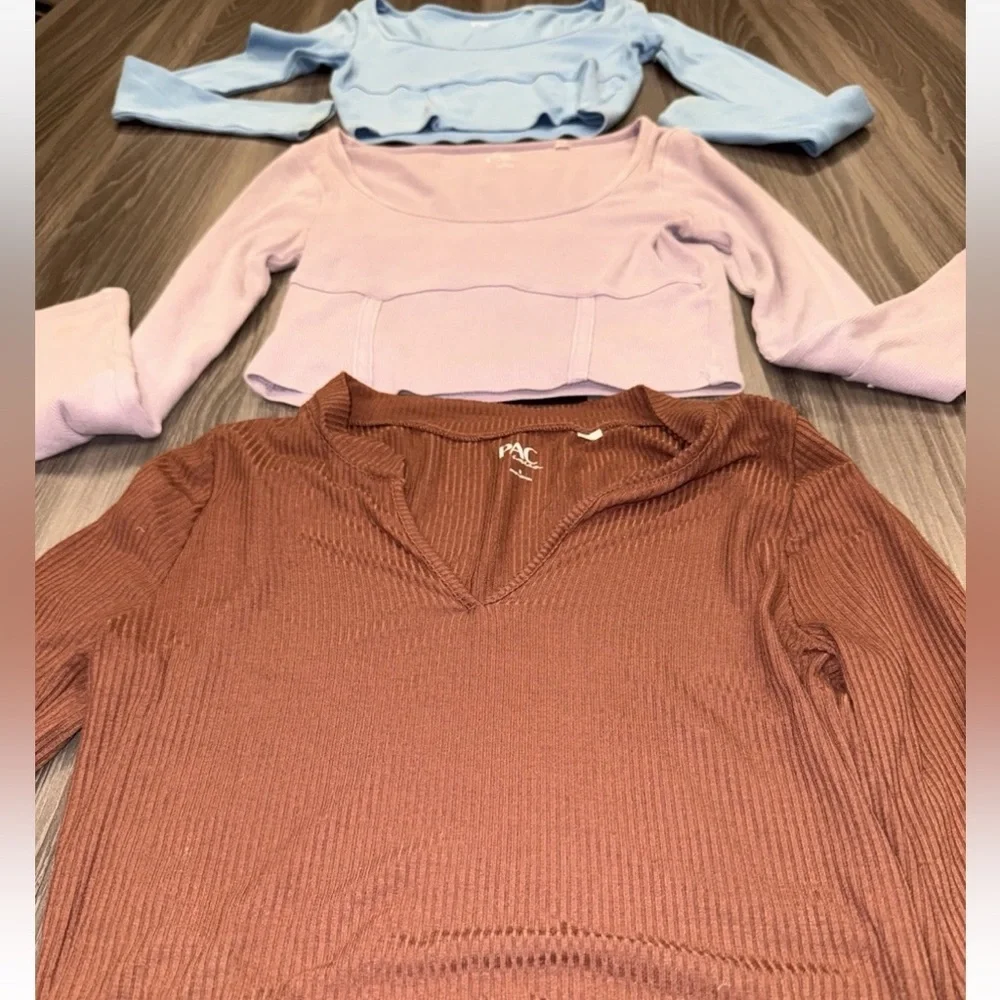 PACSUN Bundle Lot Long Sleeve Crop Tops Size Small Brown Lavender Blue